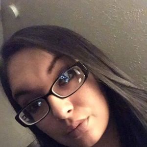Meet your Posher, Kenia